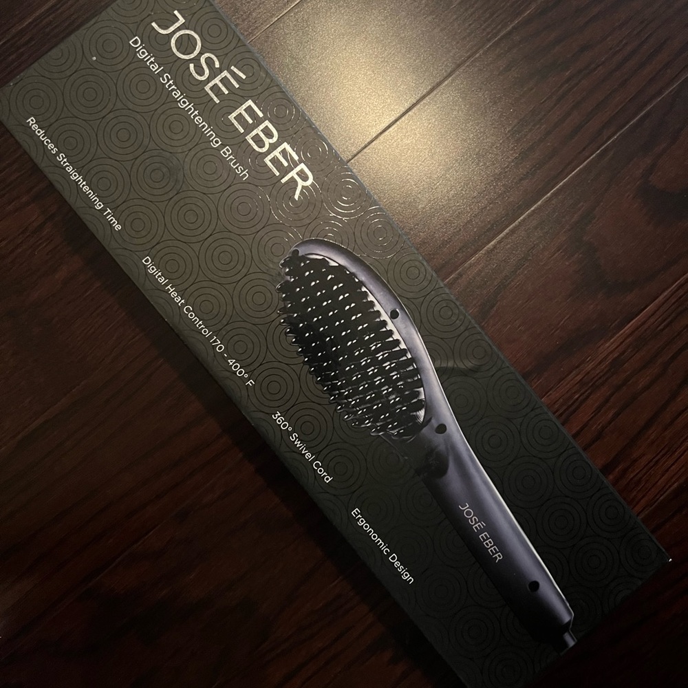 Jose Eber Digital Straightening Brush